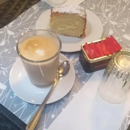 La Terra Del Benessere Oda ve Kahvaltı 3*